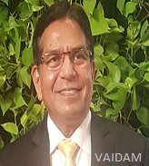 কমলেশ খান্দেলওয়াল ড