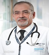 الدكتور مظفر سيزر
