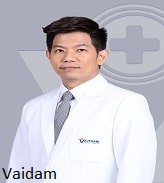 Dr. Naris Smitasin