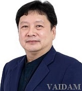 Д-р Приня Акранураккул Д-р Приня Акранураккул