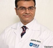 Dr Ritesh Pruthy
